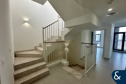 Villa en The Pulse, Dubai South (Dubai World Central), Dubai, 4 dormitorios, 306 m², № 75262 - foto 8