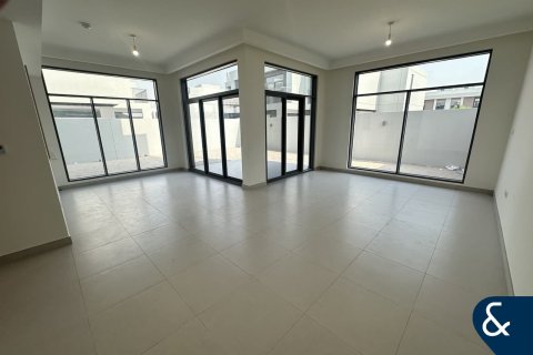 Villa en The Pulse, Dubai South (Dubai World Central), Dubai, 4 dormitorios, 306 m², № 75262 - foto 3