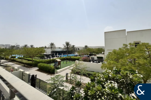 Купить таунхаус в Naseem Townhouses, Town Square, Дубай: 3 спальни, 198м², № 75276 - фото 1