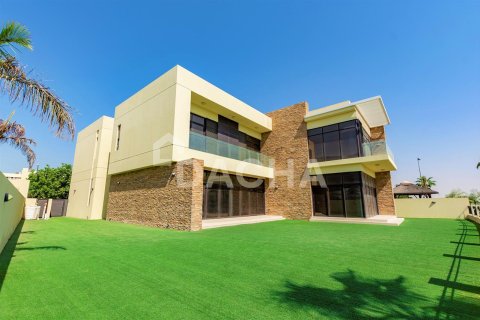 Villa à DAMAC Hills (Akoya by DAMAC), Dubai, 6 chambres, 782.1 m², № 7018 - photo 1
