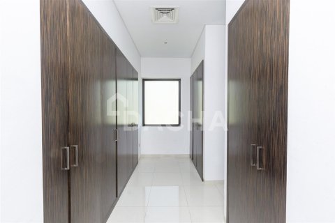 Villa à DAMAC Hills (Akoya by DAMAC), Dubai, 6 chambres, 782.1 m², № 7018 - photo 8