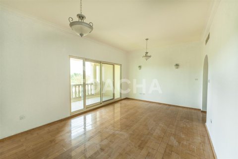 فيلا في دبي 4 غرف نوم, 492.4 م² رقم 7016 - صورة 11