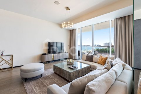 Appartement à The Crescent, Palm Jumeirah, Dubai, 4 chambres, 269 m², № 114826 - photo 2