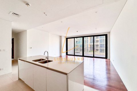 Apartment in Al Wasl, Dubai 2 bedrooms, 179 sq.m. № 114828