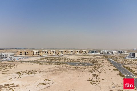 Купить земельный участок в Джабаль-Али, Дубай: 900м², № 5017 - фото 6
