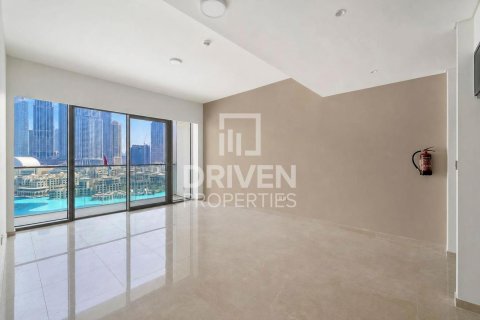 Apartment in Opera District, Downtown Dubai (Downtown Burj Dubai), Dubai 2 bedrooms, 105.35 sq.m. № 140949 - photo 2