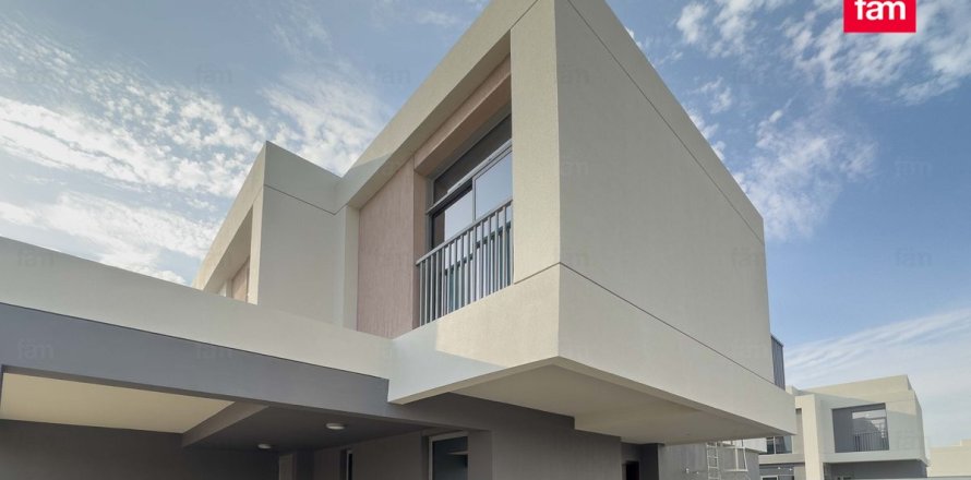 Villa à Dubai, 4 chambres, 323.6 m², № 10647