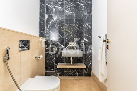 Купить квартиру в The Crescent, Пальма Джумейра, Дубай: 2 спальни, 123м², № 104998 - фото 26