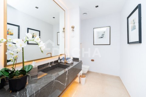 Купить виллу в Signature Villas, Пальма Джумейра, Дубай: 6 спален, 1245м², № 105003 - фото 13