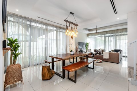 Купить виллу в DAMAC Hills (Akoya by DAMAC), Дубай: 3 спальни, 339м², № 105056 - фото 27