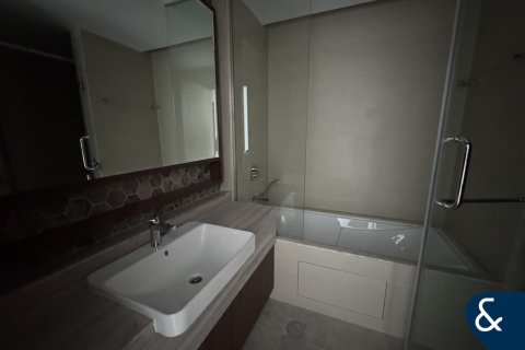 Apartment in IMPERIAL AVENUE in Downtown Dubai (Downtown Burj Dubai), Dubai 3 bedrooms, 203 sq.m. № 99146 - photo 18