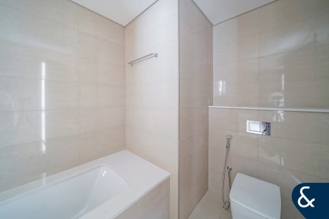 Appartement à BURJ ROYALE à Downtown Dubai (Downtown Burj Dubai), Dubai, 2 chambres, 89 m², № 99142 - photo 10