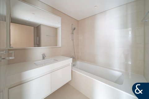 Appartement à BURJ ROYALE à Downtown Dubai (Downtown Burj Dubai), Dubai, 2 chambres, 89 m², № 99142 - photo 9