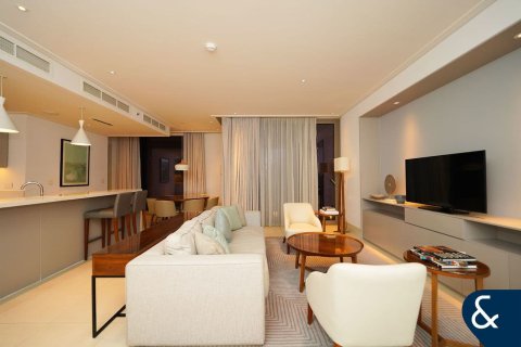 Apartment in Downtown Dubai (Downtown Burj Dubai), Dubai 2 bedrooms, 152 sq.m. № 99147 - photo 3
