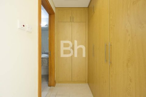 Apartment in Discovery Gardens, Dubai 2 bedrooms, 138 sq.m. № 21629 - photo 10