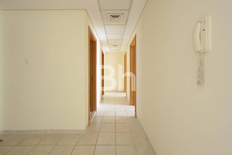 Apartment in Discovery Gardens, Dubai 2 bedrooms, 138 sq.m. № 21629 - photo 4