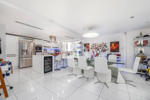 Купить квартиру в Джумейра Бич Резиденс, Дубай: 3 спальни, 171м², № 21625 - фото 8