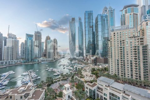 Квартира в Emaar 6 Towers, Дубай Марина, Дубай, 1 спальня, 143м², № 105266