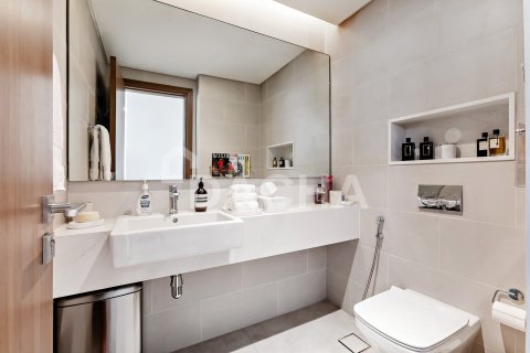 Apartment in Al Wasl, Dubai 2 bedrooms, 147 sq.m. № 105292 - photo 8