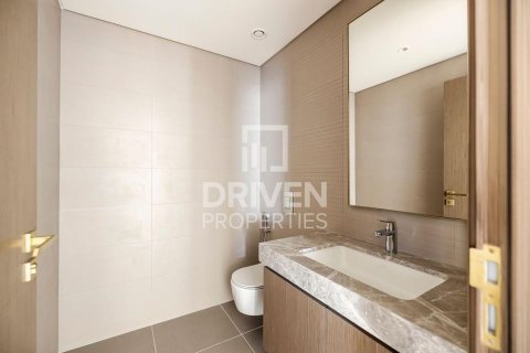 Apartment in EMAAR Beachfront, Dubai Harbour, Dubai 3 bedrooms, 227 sq.m. № 86715 - photo 8