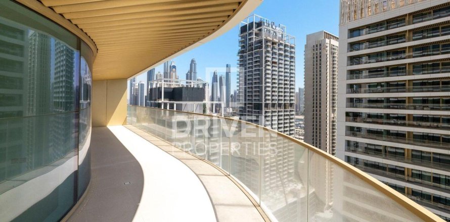 Apartment in EMAAR Beachfront, Dubai Harbour, Dubai 3 bedrooms, 227 sq.m. № 86715