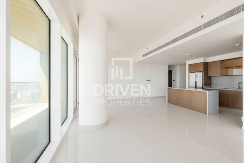 Apartment in EMAAR Beachfront, Dubai Harbour, Dubai 3 bedrooms, 227 sq.m. № 86715 - photo 18