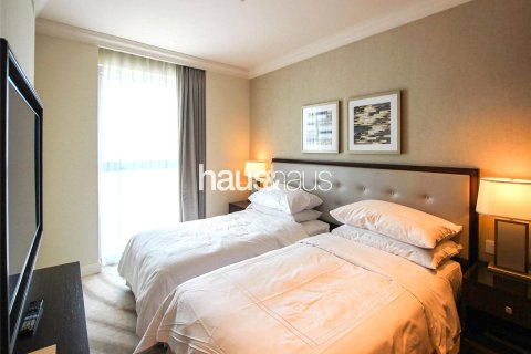 Apartamento en The Address Residence Fountain Views, Downtown Dubai (Downtown Burj Dubai), Dubai, 2 dormitorios, 135 m², № 43746 - foto 3