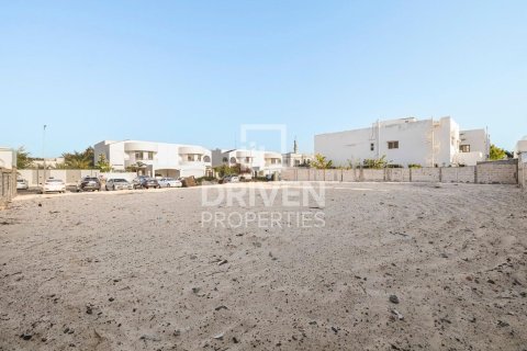 Terreno en Umm Suqeim, Dubai, 1117.62 m², № 135910 - foto 5
