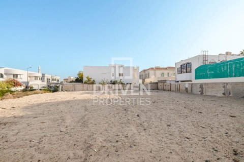 Terreno en Umm Suqeim, Dubai, 1117.62 m², № 135910 - foto 4