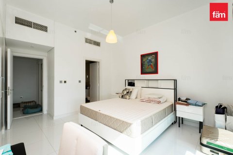 Apartment in Palm Jumeirah, Dubai 2 bedrooms, 165.2 sq.m. № 7484 - photo 13