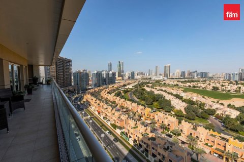 Penthouse in Dubai Sports City, Dubai 4 bedrooms, 455.9 sq.m. № 10535 - photo 24