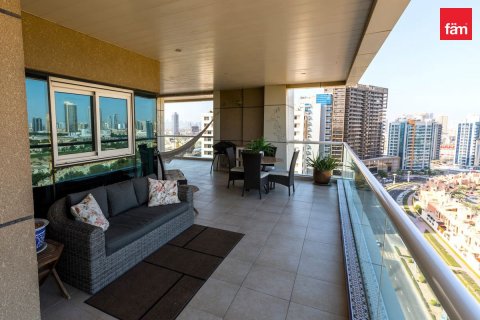 Penthouse in Dubai Sports City, Dubai 4 bedrooms, 455.9 sq.m. № 10535 - photo 23