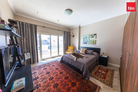 Penthouse in Dubai Sports City, Dubai 4 bedrooms, 455.9 sq.m. № 10535 - photo 17