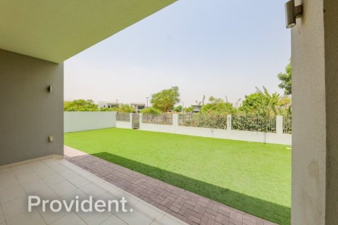 Villa à Dubai Hills Estate, Dubai, 5 chambres, 494.9 m², № 2703 - photo 7