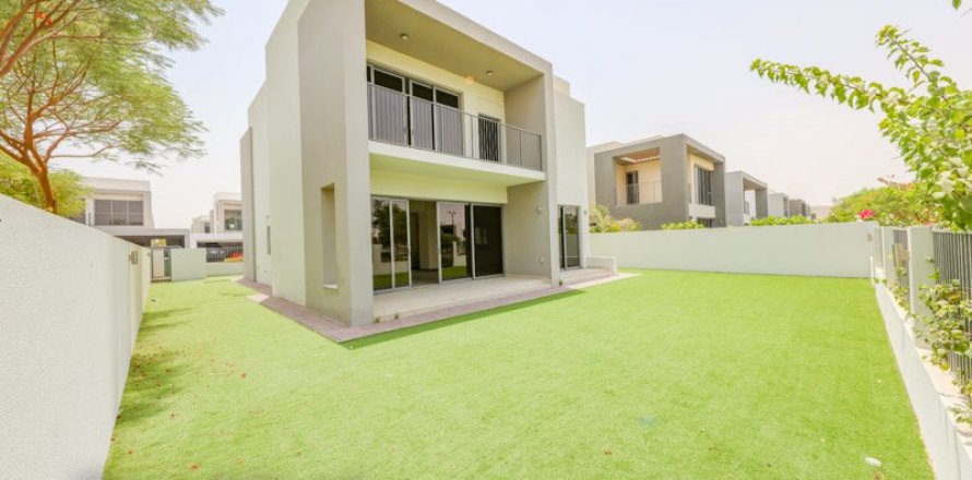 Villa à Dubai Hills Estate, Dubai, 5 chambres, 494.9 m², № 2703