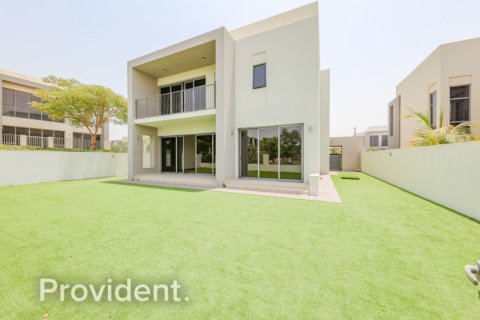Villa à Dubai Hills Estate, Dubai, 5 chambres, 494.9 m², № 2703 - photo 5