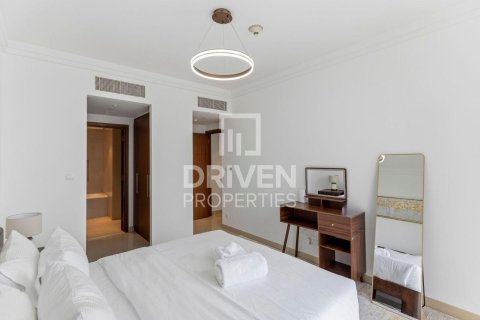 Apartamento en Boulevard Point, Downtown Dubai (Downtown Burj Dubai), Dubai, 2 dormitorios, 132.2 m², № 128382 - foto 7