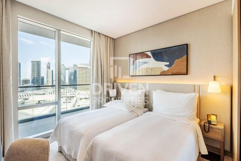 Apartment in Vida Residences Dubai Mall, Downtown Dubai (Downtown Burj Dubai), Dubai 2 bedrooms, 112.69 sq.m. № 128384 - photo 2