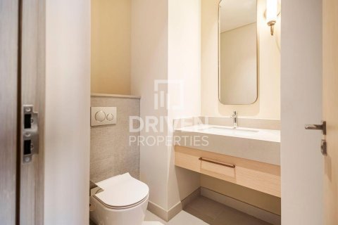 Apartment in Vida Residences Dubai Mall, Downtown Dubai (Downtown Burj Dubai), Dubai 2 bedrooms, 112.69 sq.m. № 128384 - photo 8