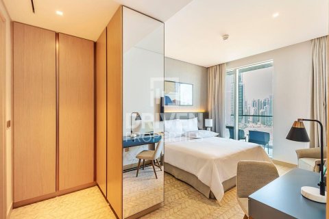 Apartment in Vida Residences Dubai Mall, Downtown Dubai (Downtown Burj Dubai), Dubai 2 bedrooms, 112.69 sq.m. № 128384 - photo 13