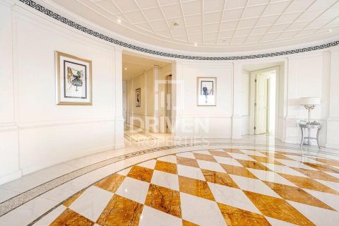 Apartment in Palazzo Versace, Culture Village, Dubai 4 bedrooms, 467.77 sq.m. № 128380 - photo 14