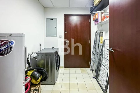Снять в аренду квартиру в Джумейра Бич Резиденс, Дубай: 2 спальни, 129м², № 21476 - фото 12
