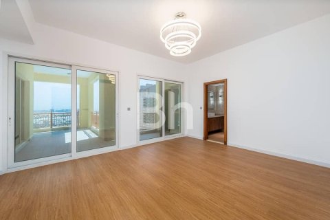 Снять в аренду квартиру в Пальме Джумейре, Дубай: 3 спальни, 377м², № 21478 - фото 7