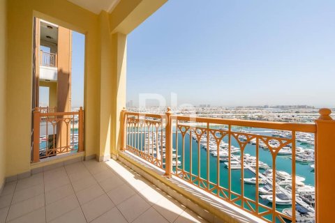 Снять в аренду квартиру в Пальме Джумейре, Дубай: 3 спальни, 377м², № 21478 - фото 11