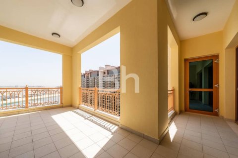 Снять в аренду квартиру в Пальме Джумейре, Дубай: 3 спальни, 377м², № 21478 - фото 10