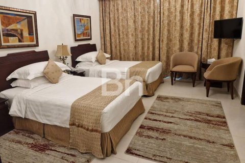 Apartment in Dubai Marina, Dubai 2 bedrooms, 177 sq.m. № 21495 - photo 8