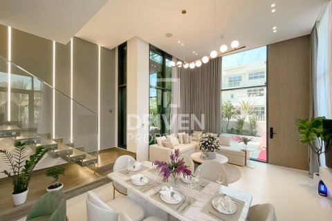 تاون هاوس في دائرة قرية جميرا, دبي 4 غرف نوم, 282 م² رقم 66416 - صورة 2