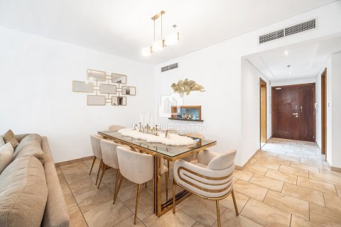 Apartment in Jumeirah Beach Residence, Dubai 2 bedrooms, 153 sq.m. № 73172 - photo 5