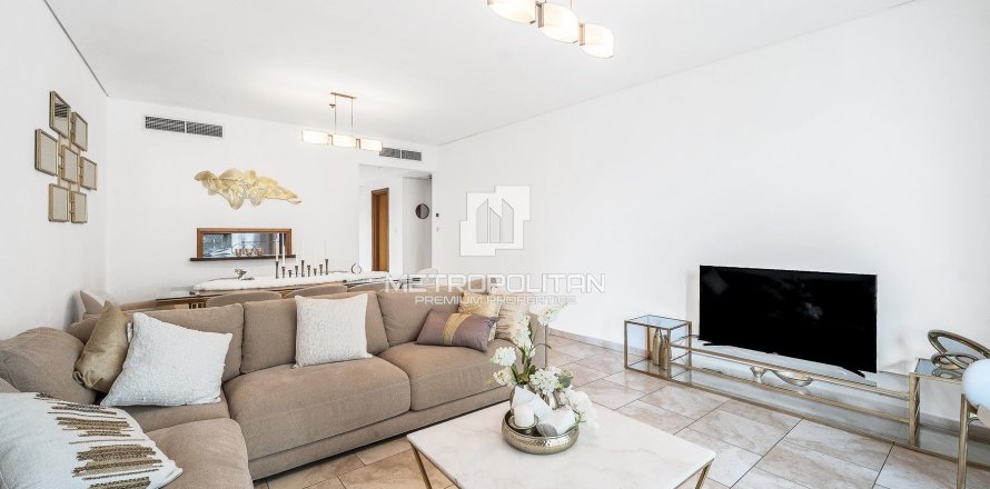 Appartement à Jumeirah Beach Residence, Dubai, 2 chambres, 153 m², № 73172