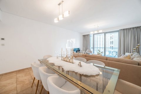 Apartment in Jumeirah Beach Residence, Dubai 2 bedrooms, 153 sq.m. № 73172 - photo 2